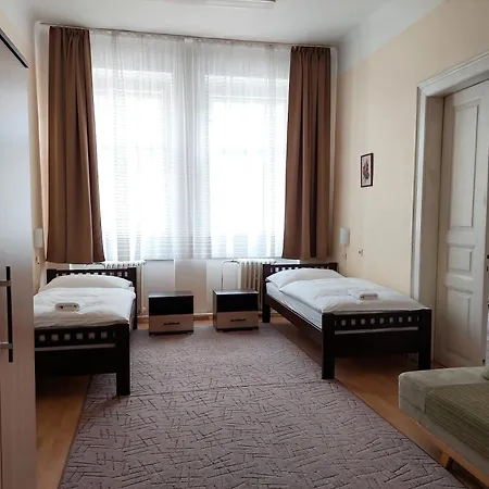 Apartment Corona Apartman