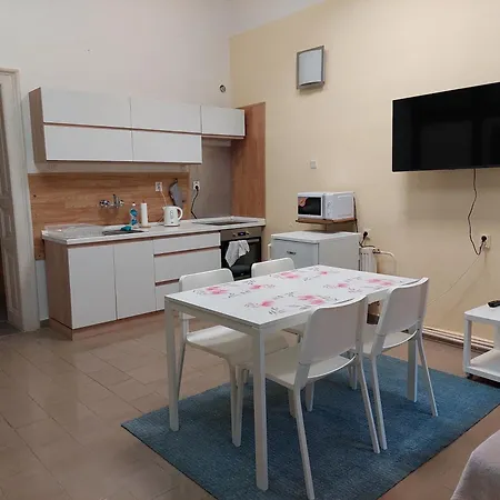Apartment Corona *