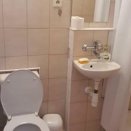 Apartment Corona Апартаменты *